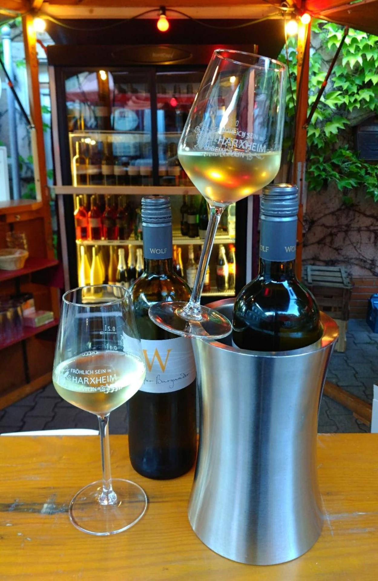 Weingut Weinstube Weinhotel Wolf Harxheim 외부 사진